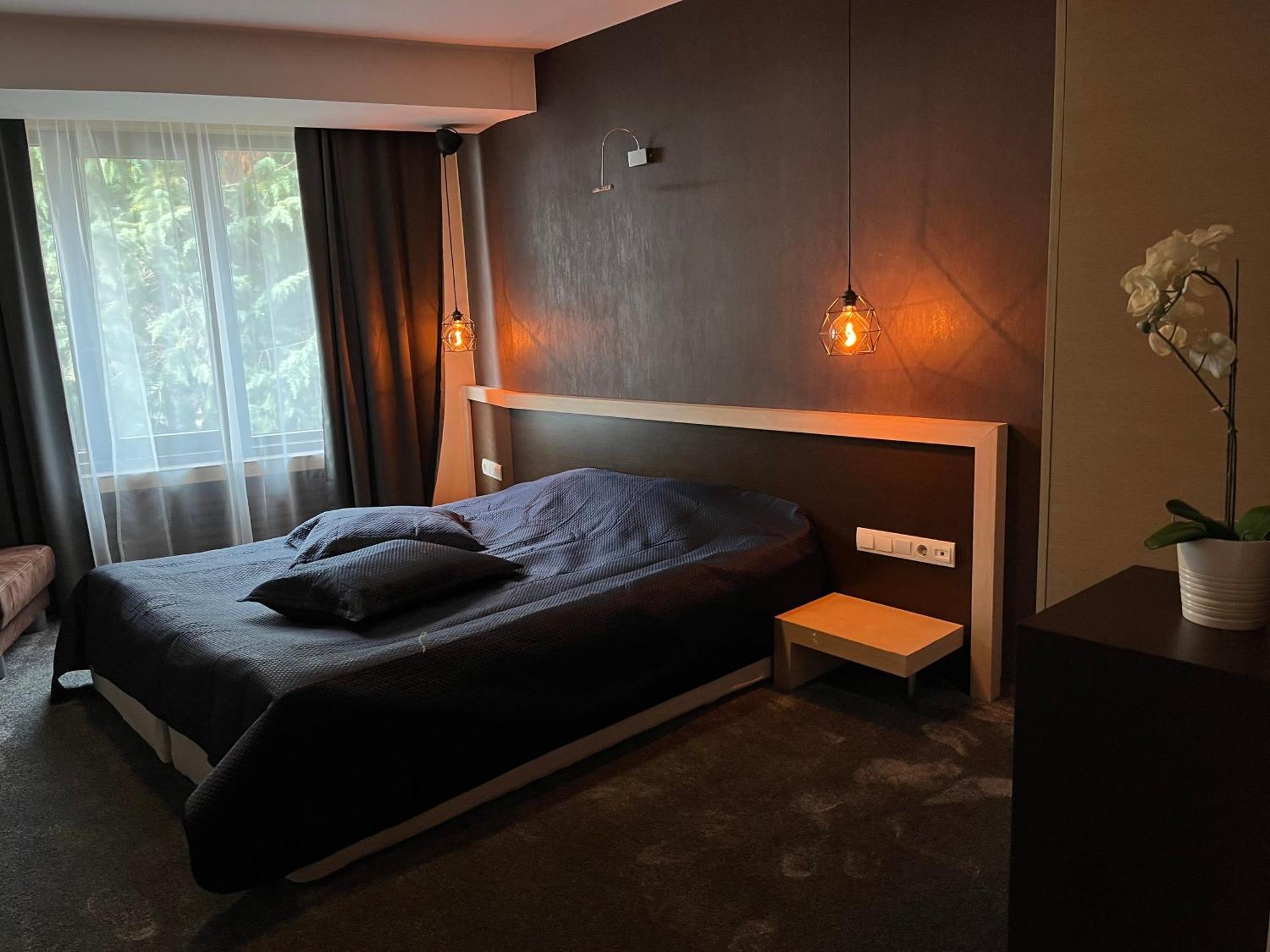 Edi Hotel Sofia Bagian luar foto