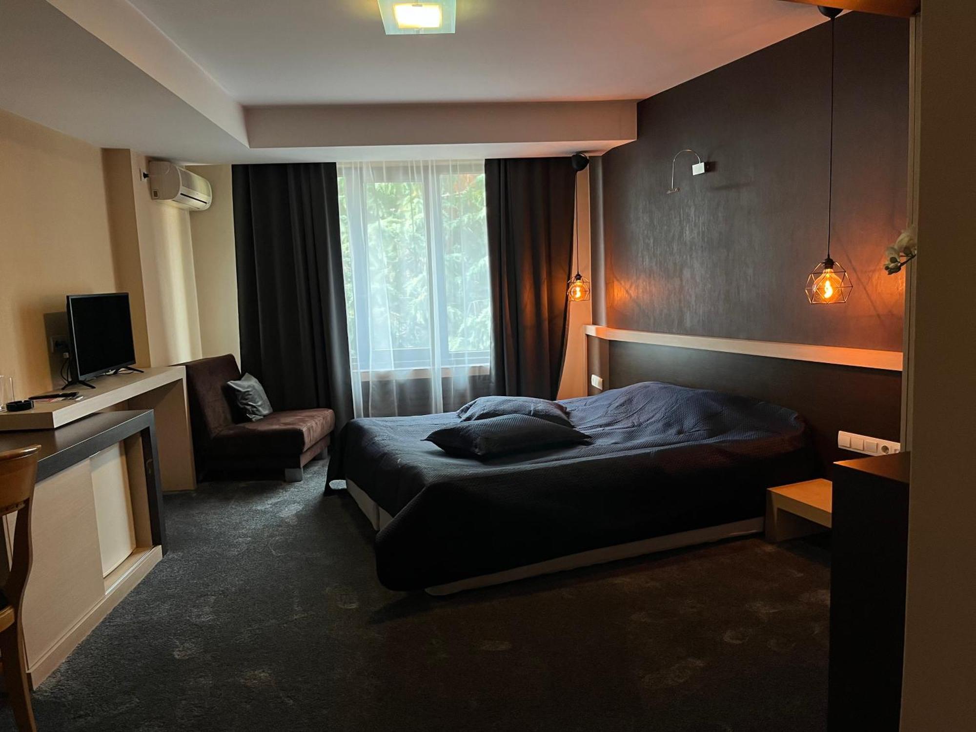 Edi Hotel Sofia Bagian luar foto