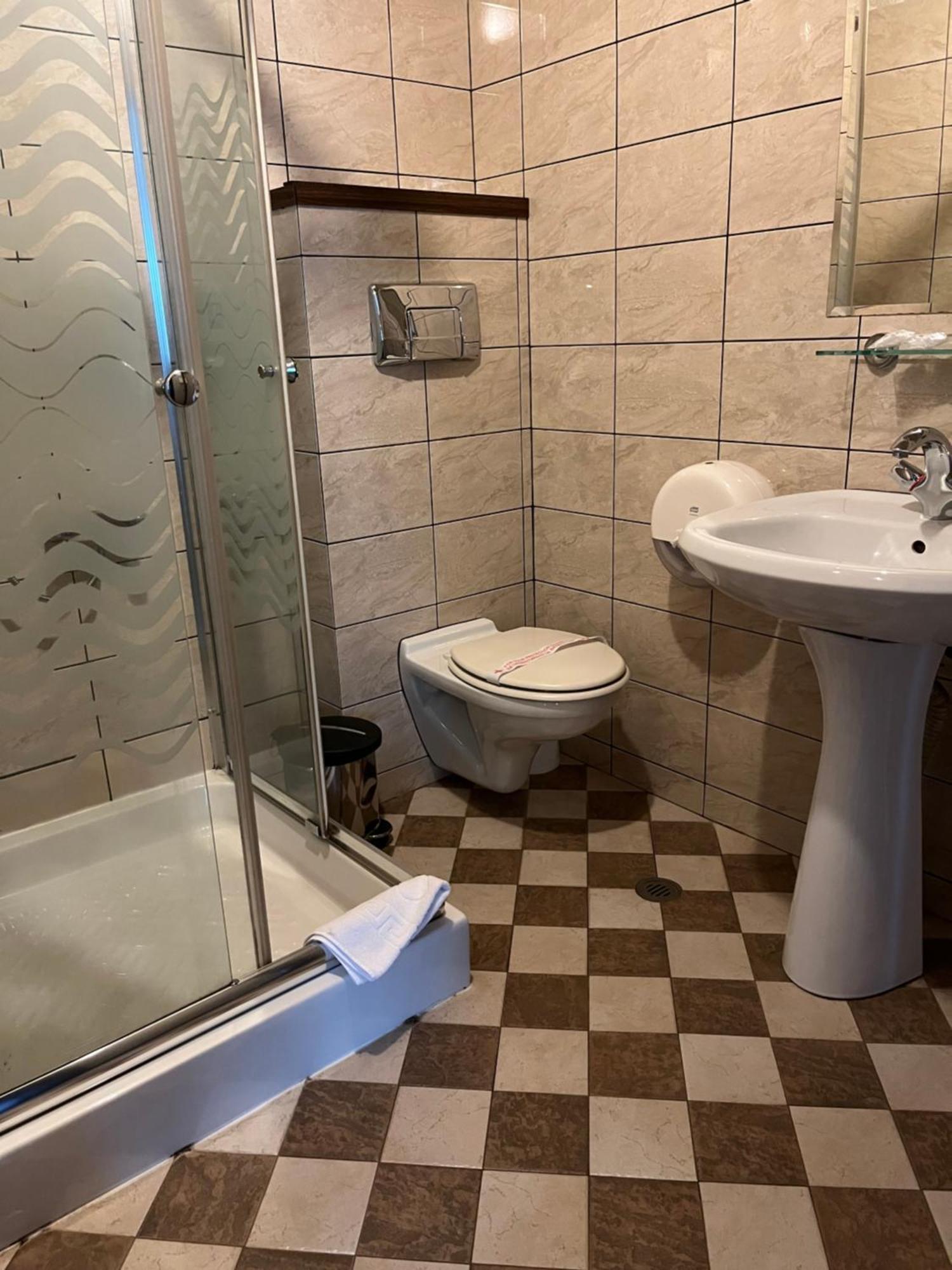 Edi Hotel Sofia Bagian luar foto