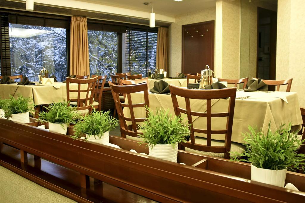 Edi Hotel Sofia Bagian luar foto