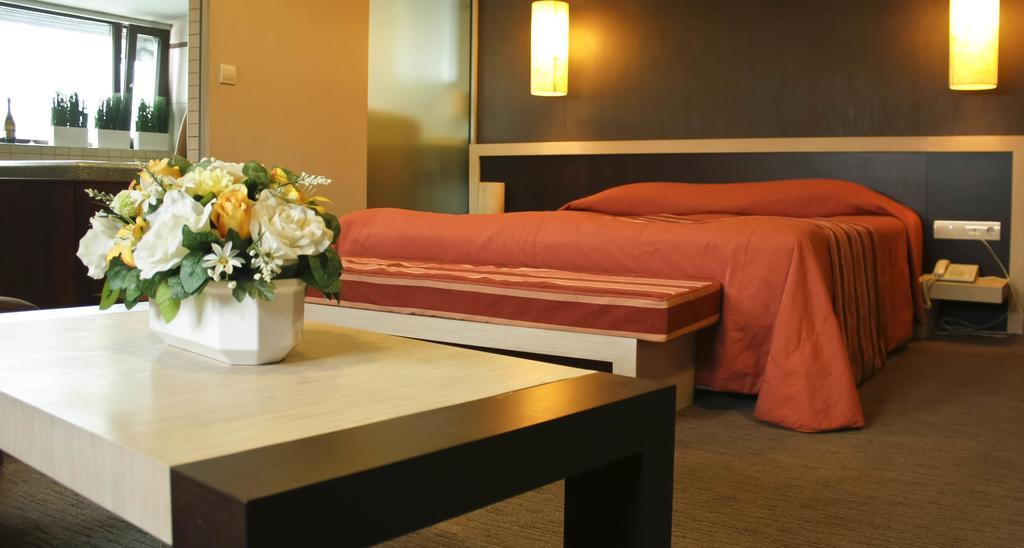 Edi Hotel Sofia Ruang foto